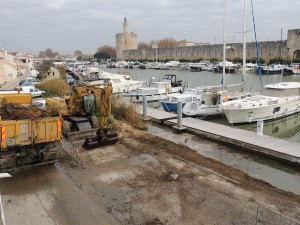 Travaux quai des Croisades à Aigues-Mortes